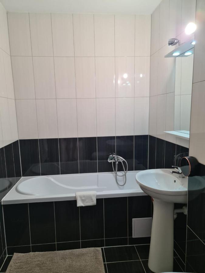 Oscar House Apartment Brasov Ngoại thất bức ảnh
